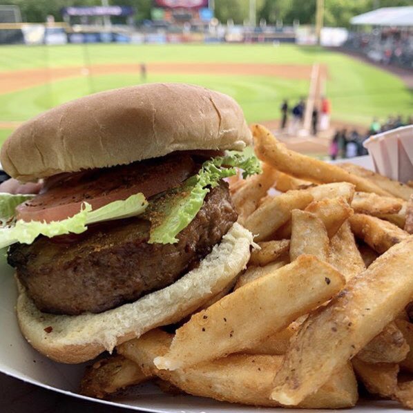 VeggieHappy's tweet photo. #MemorialDayWeekend is the perfect time to get to a #baseball game and eat a #plantbased burger, like this @beyondmeat burger at #FNBField. Check out our online guide for other mouthwatering #vegan dishes at stadiums around the country. https://t.co/P1WC9UJm0q