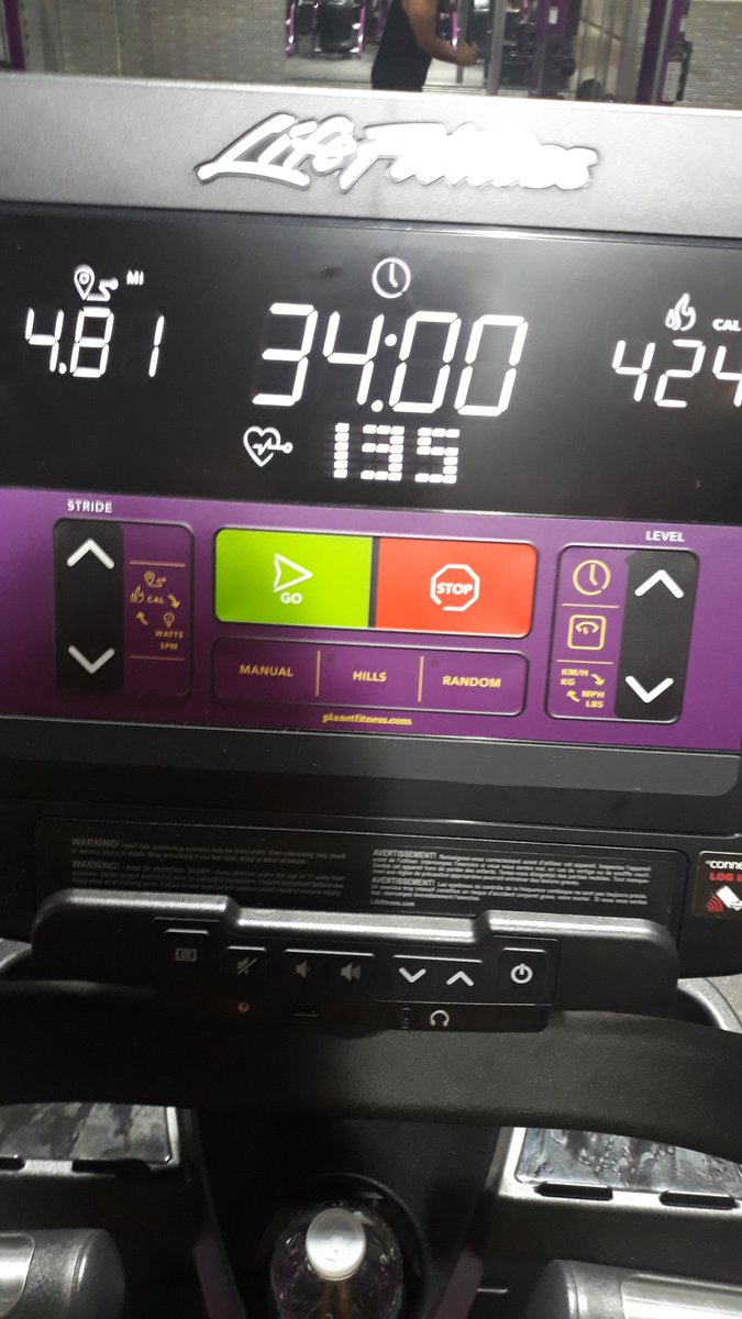 vmhelm2's tweet photo. Today's #workout :
-34 minutes on the ARC trainer climbing 4.81 miles going fast at high levels
-30 minutes to total body exercises with free weights 
#GivingNoSlack 
#WorkingMyButtOff https://t.co/K0gf9YGXVo