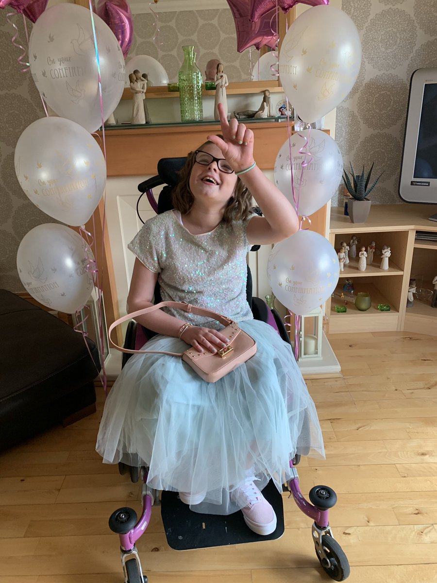 Caoimhe making her confirmation today. She wouldn’t be the girl she is without the #24hrcare she get from her amazing mother and carer. She is signing L for loser, probably directing that at the government for not recognizing the work her mother does. <a href="/ReginaDo/">Regina Doherty MEP</a> <a href="/mark_fitzpat/">Proud Irishman</a>