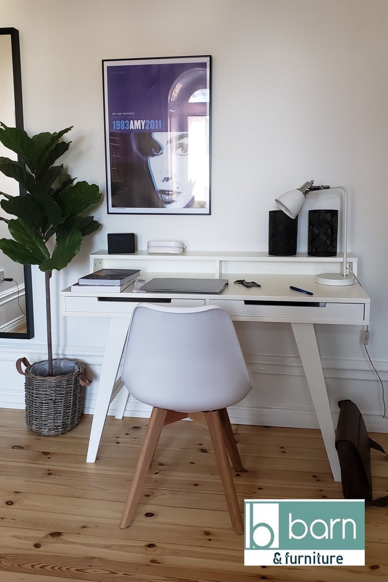 bebebarn's tweet photo. Escritorio de madera
#MueblesyAccesorios #muebles #diseñodeinteriores #mueblesdediseño #interiordesign https://t.co/6mfW9RgmVi