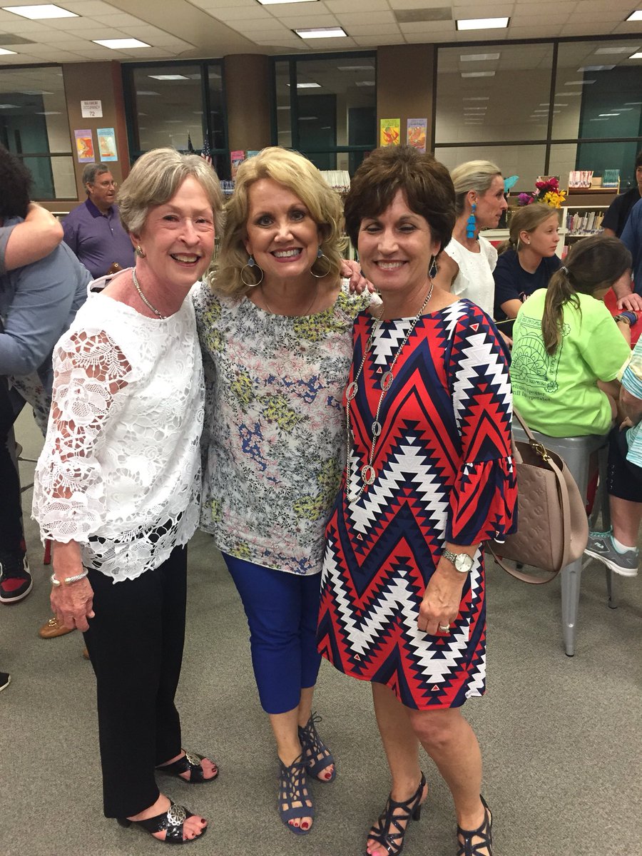 HumbleISD_WCE's tweet photo. Celebrating the GREAT NANCY PINKERTON on 50 yrs in education!  @HumbleISD #legend https://t.co/SvoLXbnILD