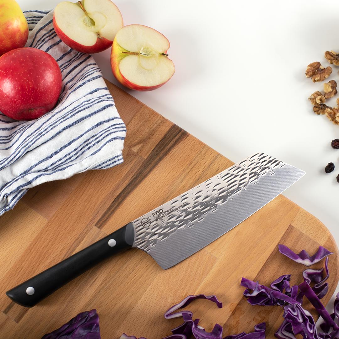 kaihousewares's tweet photo. So many fruits and veggies – so many food prep possibilities. What healthy meals are your favorite? #kaipro #asianutilityknife #cutwithkai https://t.co/OXdqN8CuvM