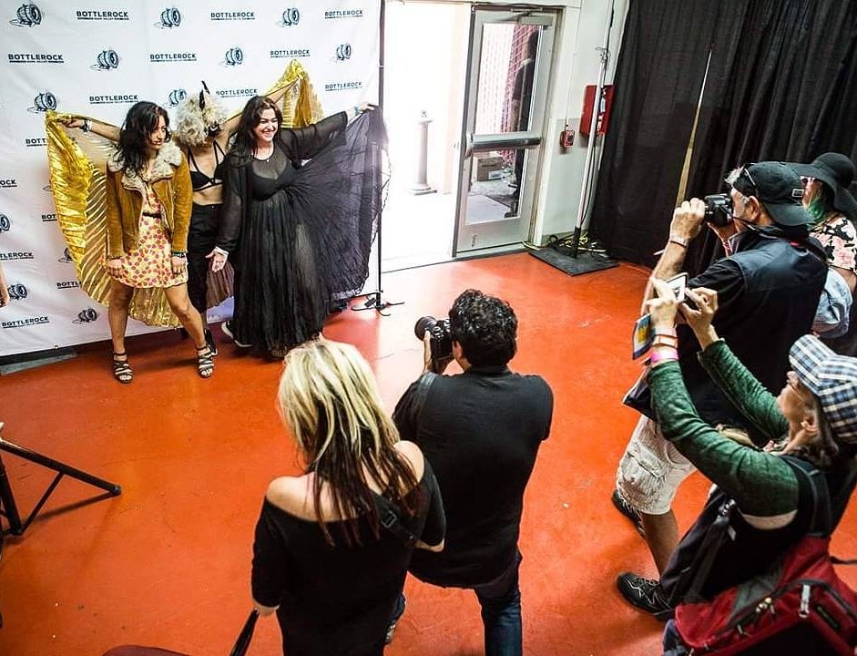 #tbt to doing press <a href="/BottleRockNapa/">BottleRock Napa</a>! Headed back this year to provide backing vocals for <a href="/RJtheColdFact/">Rebecca Jade</a> ! 📷 @kwalkerphotog