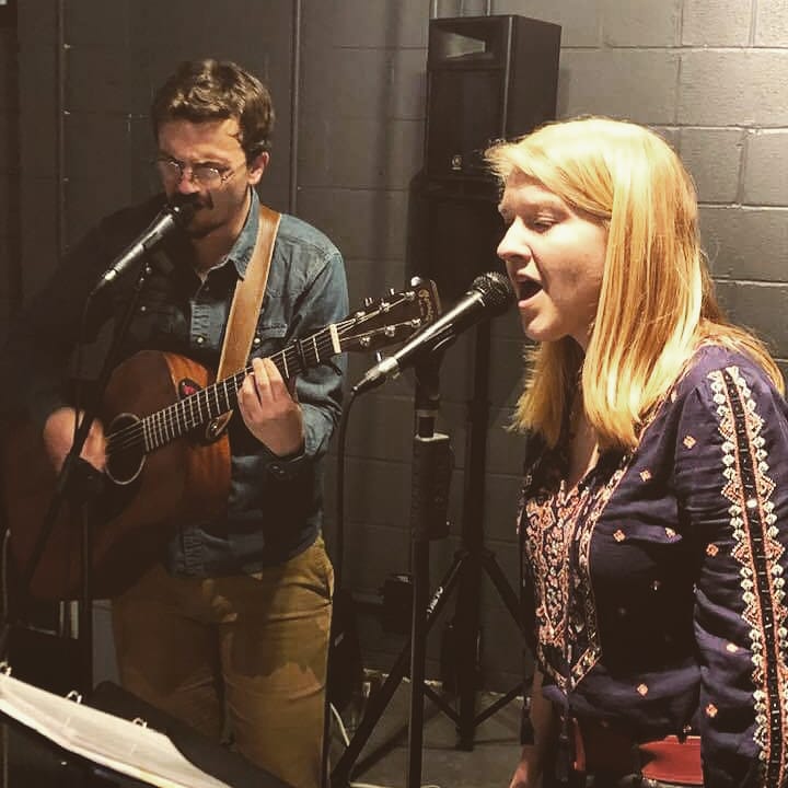 a_gallows's tweet photo. #tbt to the group's set at @7LocksBrewing. A shot mid harmony with Missy! Keep an 👁 out for more from the two of us soon 😉
#AlexanderGallowsLive
#dcmusic #singersongwriter #folkmusic #folk #folkrock #acousticrock #singer #AlexanderGallows https://t.co/1QvZpBOyQp