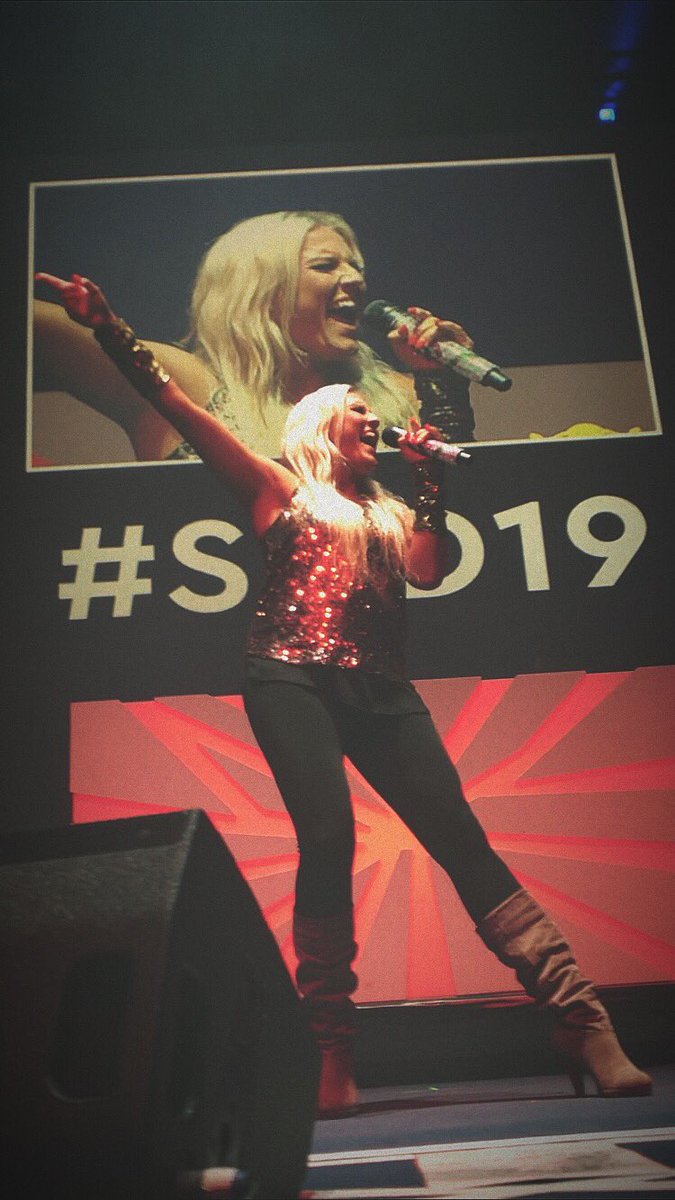 FioRattie's tweet photo. @cascada_music you were amazing tonight!๐ฅฐ๐ฅ
Hope you like our present! We always appreciate your time afterwards. For us talking to you is more important than just taking a pic.๐๐ผCanโt wait to see you again next week!๐๐ฆ๐นYou can always count on us, no matter what.๐ #privatevent https://t.co/DLQHwZDG5A