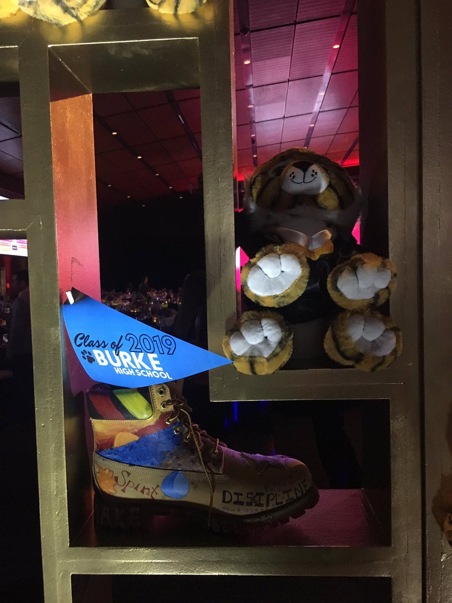 CityYearBoston's tweet photo. Service is always on our minds; here at #starrynightcyb, we’re assembling congratulatory stuffed tigers and bulldogs for graduating Burke & Brighton High seniors! All @BostonSchools grads, we’re so proud of you! @CareForce https://t.co/UQo9zH28Ph