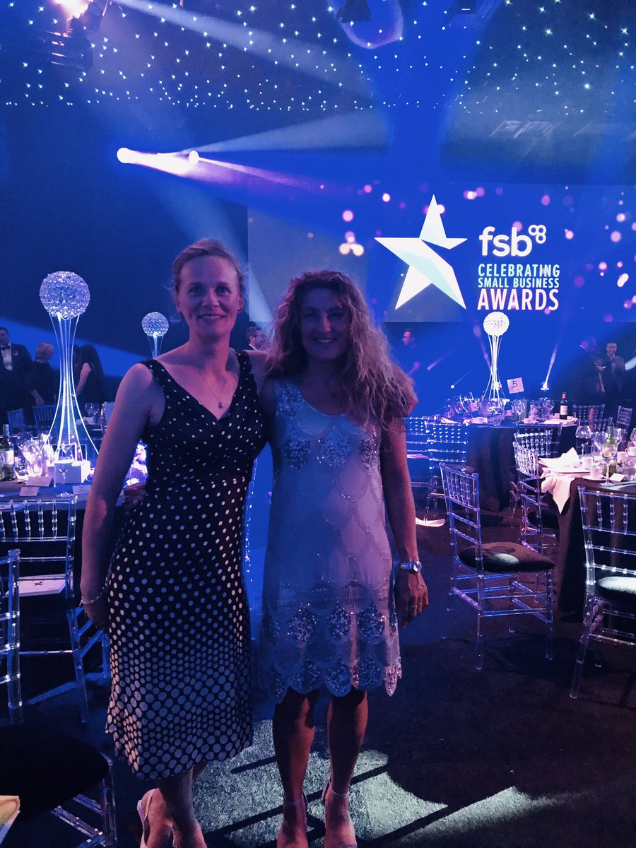 angleseyseazoo's tweet photo. #FSBawards2019. A Great location. Inspiring companies, interesting speakers (Chancellor of the Exchequer) @PhilipHammondUK , and a Beautiful host @MeeraSyal. No trophy this year but we’ve had a brilliant night 🦞 https://t.co/9DvqNvN5rE