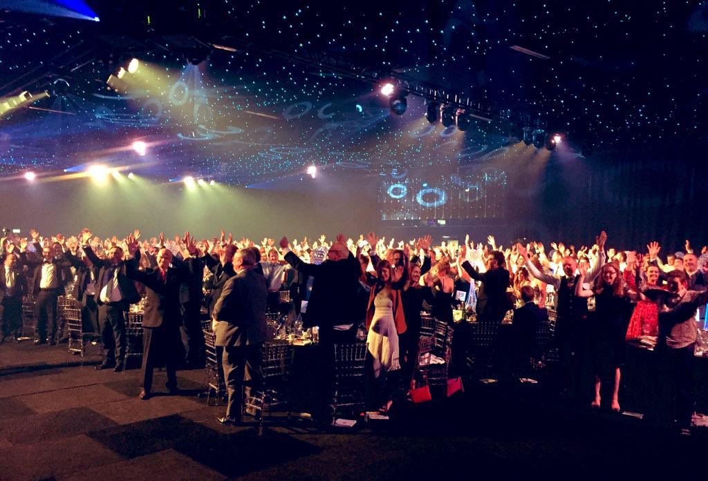 angleseyseazoo's tweet photo. #FSBawards2019. A Great location. Inspiring companies, interesting speakers (Chancellor of the Exchequer) @PhilipHammondUK , and a Beautiful host @MeeraSyal. No trophy this year but we’ve had a brilliant night 🦞 https://t.co/9DvqNvN5rE