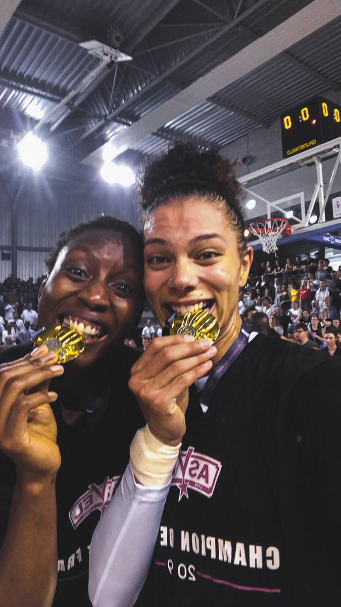 seattlestorm's tweet photo. 🌍🏆 CHAMPIONS 🏆🌍

Congrats to @Alysha_Clark and @ASVEL_Feminin for Winning the French League Finals today!🥇🥇🥇

#STORMOverSEAs
#WeRepSeattle https://t.co/4VXgGW1jgn