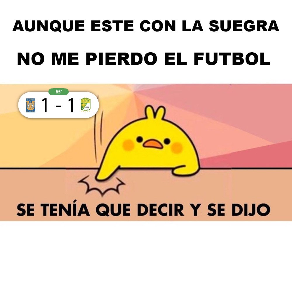 mariamiamors's tweet photo. Mitad de la cena y yo siguiendo el partido #ElFutbolMeSigue #TIGvsRAY https://t.co/cFJvUJsryC