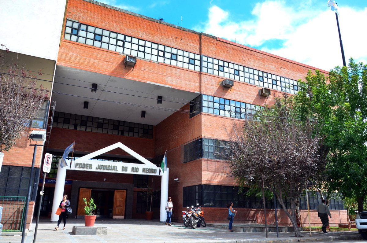 Piden a un hombre que se declare culpable por abusar de tres hermanas
bit.ly/2X2k9HX