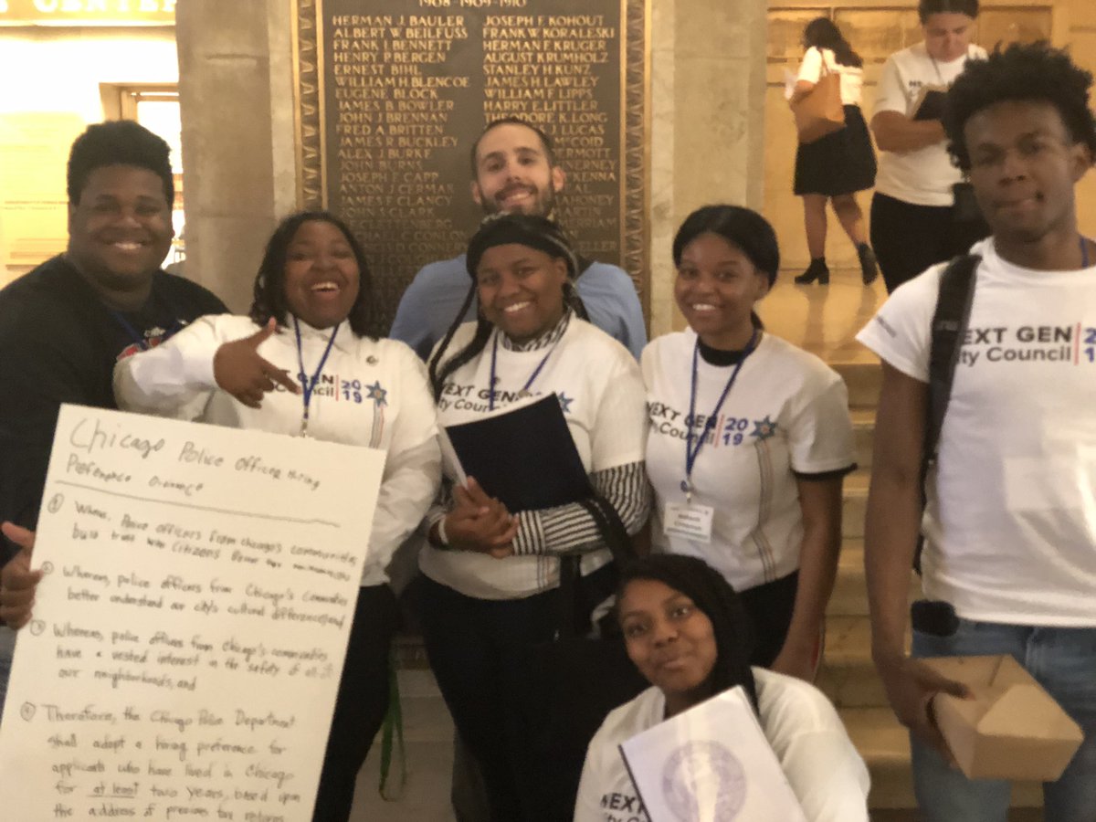 shantithedoll's tweet photo. It was absolutely an honor taking photos with these powerful women I love this experience so much & im looking forward for many to come thank you @TeacherVoss I really enjoyed myself π€ #WeRunCouncil #weruncouncil @chicityclerk https://t.co/hKEVU1qv0s