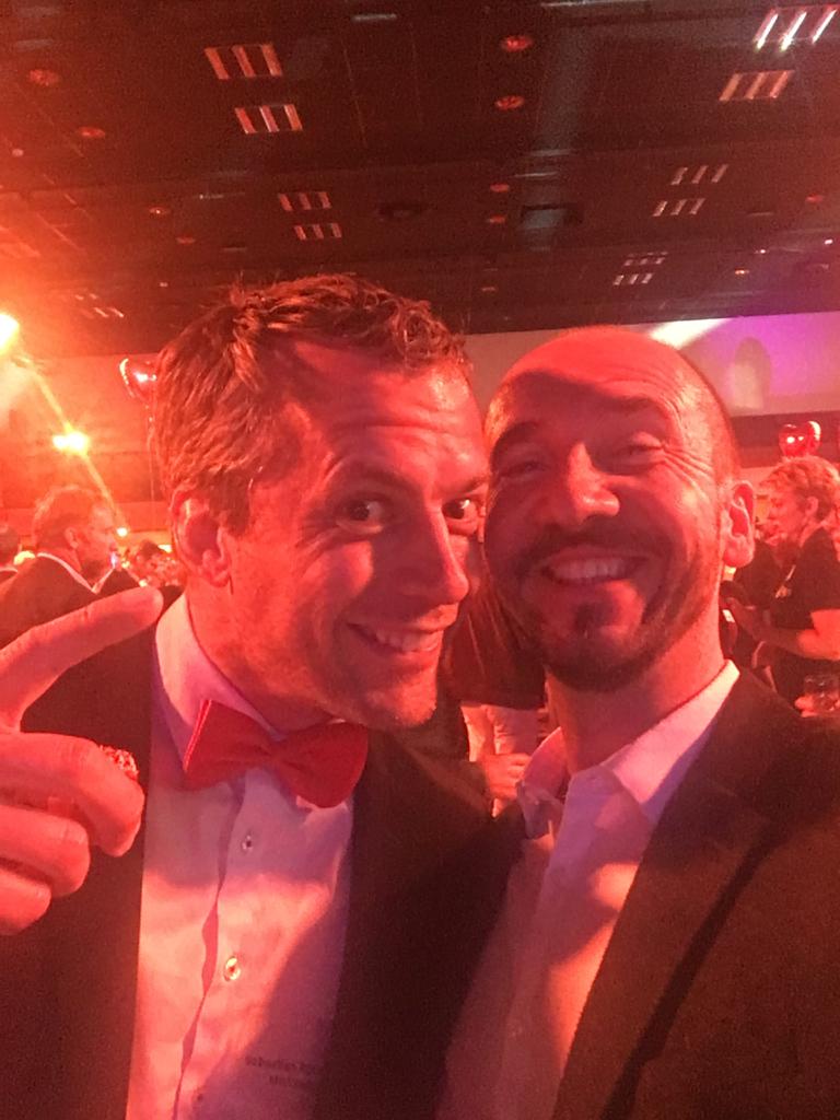 efficonnectseb's tweet photo. @Efficonnect fier d etre partenaire de la soirée du réseau entreprendre 
Plus de 800 personnes 
Déjà 20 ans 
Happy birthday #REA20ANS https://t.co/aDTWsgSAT6