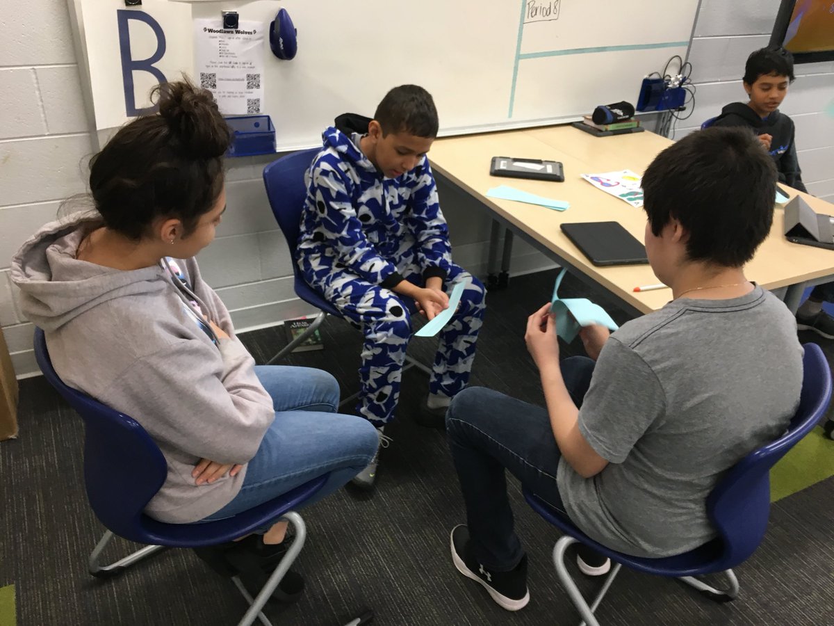 MrsShanks96's tweet photo. Used #Kagan engagement structure #FanNPick to discuss the end of our book club books! #inspire96 https://t.co/ysT8FixIGX