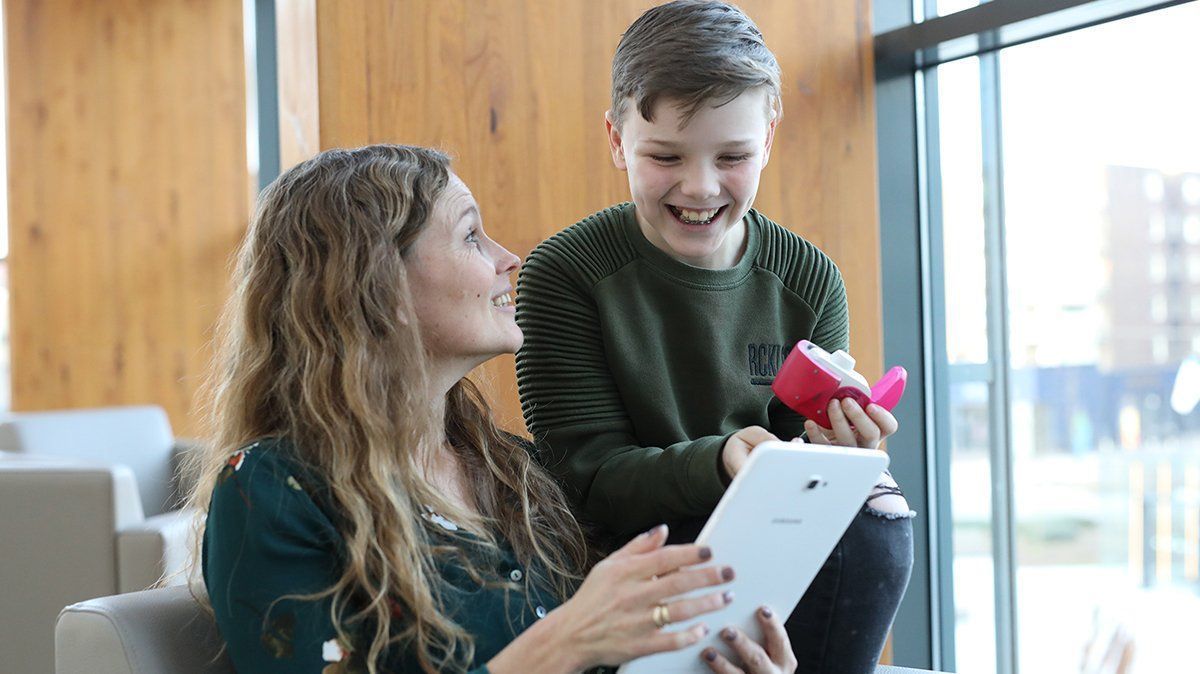 Mooi voorbeeld van eHealth en zelfmanagement, waar er goed en kritisch gekeken wordt om slimme inhalatoren zo veilig, effectief en efficiënt mogelijk in te zetten binnen de zorg! Lees hier het artikel: buff.ly/2WYwwEW. Wil je meer kennis? buff.ly/2W6uc1K