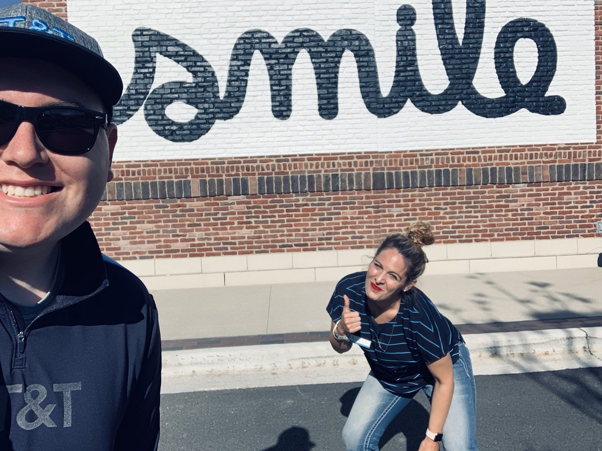 WinLynneATT's tweet photo. Smiles Matter at The Atworth! It’s beautiful out to kick off MDW 🇺🇸, so stop by at the BBQ and hear about us and enter to win a gift card🎟☀️🌐

#PaintCentralBlue
#SmilesMatter
#LifeAtATT #ATTEMP      

@samer_kawash
@shawnglinski @TomMonahan10 @gigem96r @RobForsyth3 https://t.co/KDACVfPFl2