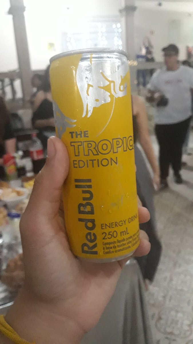 SecomTijuca's tweet photo. Olha esse patrocínio de peso que estamos tendo nessa Secom 2019!!!
Obrigada @RedBullBR vc são de mais. ✌🏽🤙🏻♥️ https://t.co/IrCIbrbGy5