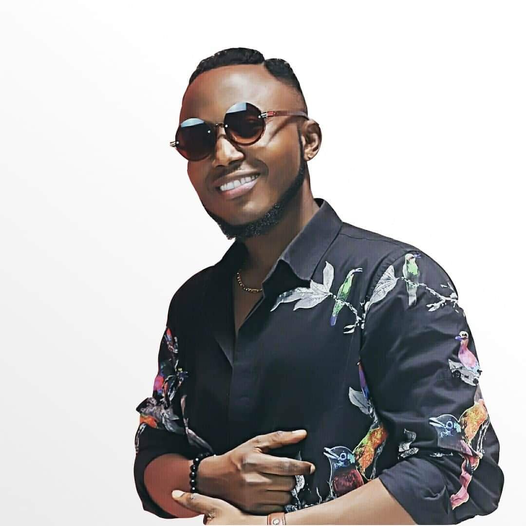 1RockyOfficial's tweet photo. New song coming....Fuck them haters and fake friends I don't need all that... https://t.co/m6pJwTnHI7