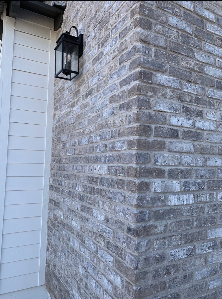 DecoradoStone's tweet photo. Newly added sand-mold series of real full brick &amp; Thin-Brick now available. Standard sizes 5/8”x 2 7/16”x 8 1/8” @LennarPortland @AlAngeloCo @LSWArchitects @HackerArch 
.
.
.
.

Greenwich Brick https://t.co/zpVMig2N4G