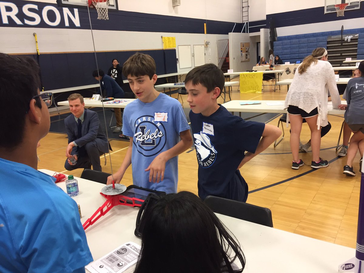 QuilliamsDeann's tweet photo. Awesome job tonight @Larson’s first Celebration of Learning. So proud of our students. Way to go Rebels! #LarsonCOL #LarsonSTRONG #FutureLeaders https://t.co/KvriLll1xF