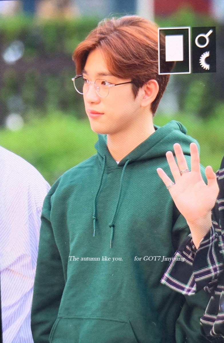 190524 뮤출 우리 존잘이 진짜 넘 오랜만이야ㅠㅠㅠㅠㅠㅠㅠ

#진영 #박진영 #Jinyoung
#GOT7 #갓세븐
#GOT7_SPINNINGTOP
#GOT7_BETWEEN_SECURITY_AND_INSECURITY
#GOT7_ECLIPSE