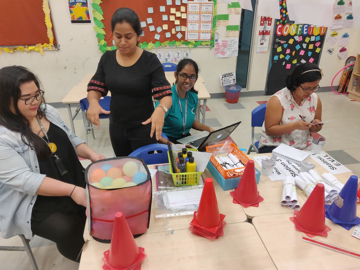 bailey_ria's tweet photo. Looks like something exciting is happening in Year 3 this morning! What are all these teachers up to...?! 🤔 @HisYear3 #his_learning @HaiHwei @PavitrraS @MissRaeYong https://t.co/6LLt9AqC9t