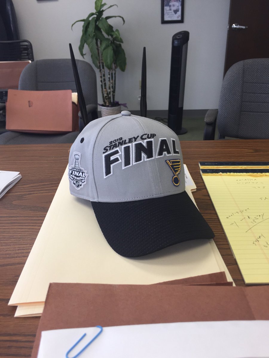 TannerLawSTL's tweet photo. Let’s go Blues https://t.co/gvgziWzu5G