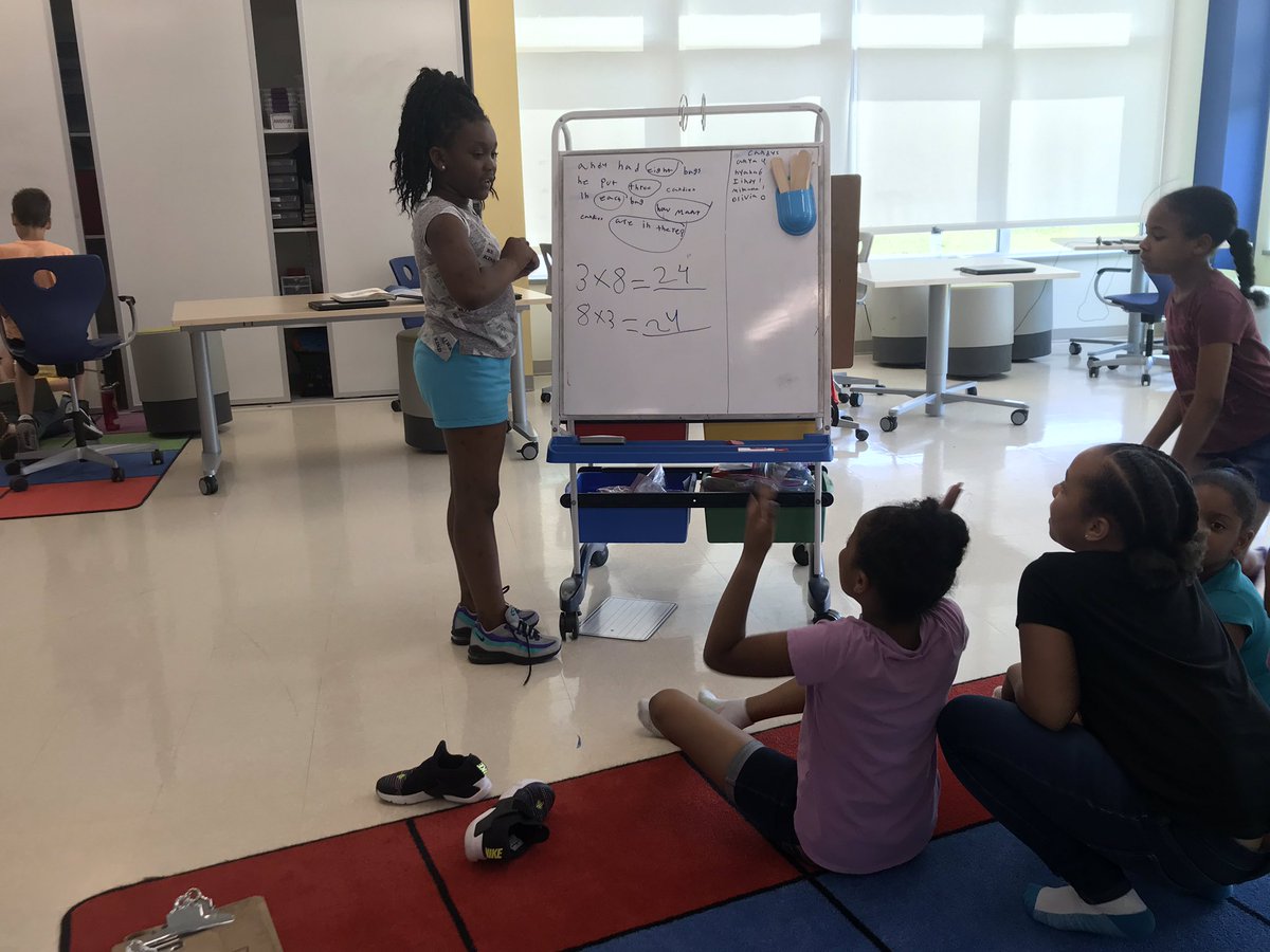 MissMarianMack's tweet photo. Today, I was reminded of why I do what I do when I saw these girls playing “teacher” during our free time. The fact that my students can see themselves in this profession is something EVERY student deserves. #kidsdeserveit #multiagemoves #blackgirlmagic https://t.co/AwqXt4fhZt