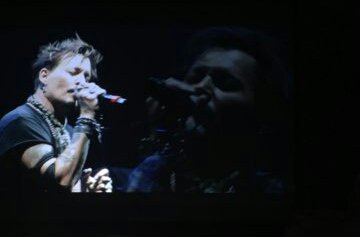 RandiLueras's tweet photo. I had an amazing time at the #hollywoodvampires concert. It was a dream come true to see Johnny Depp in the flesh. I was so excited to get 4 of his guitar picks. It was one of the best nights of my life. 🖤🖤🖤#DeppHead4Life. https://t.co/h6JmorBcxp