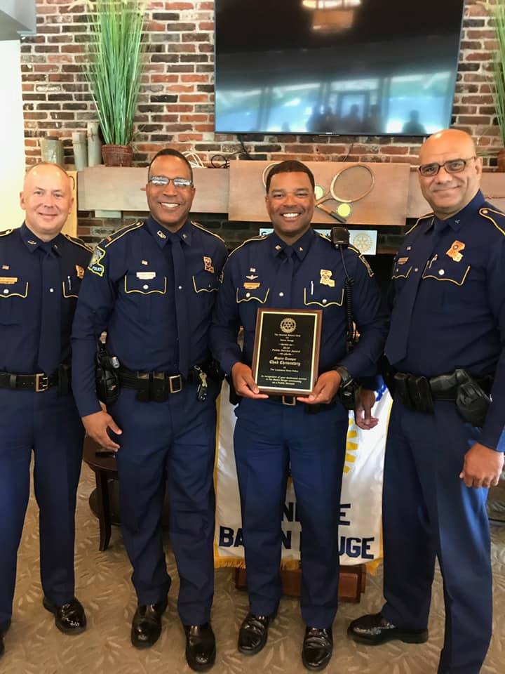 This morning, Troop A Master #Trooper Chad Chrisentery was recognized as the Sunrise Rotary Club of Baton Rouge Public Servant of the year for his continued dedication to the #BatonRouge community. Congratulations! bit.ly/2JBfzxy