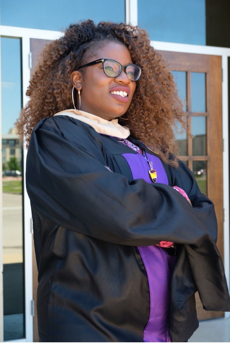 So many pics from Graduation! Looking at a bright future! Thanks to @TMobile and @MetroByTMobile for making higher education so important! #livepurple #uncarrierlife #bestplacetowork #mbalife #tbt #Classof2019 #graduatedegree