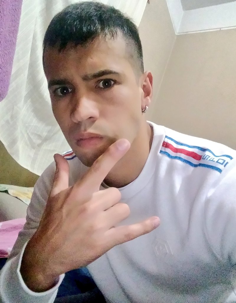 EmaaCorrea's tweet photo. 🍀🤟#ATRPERRI https://t.co/J7EPTKCNrC