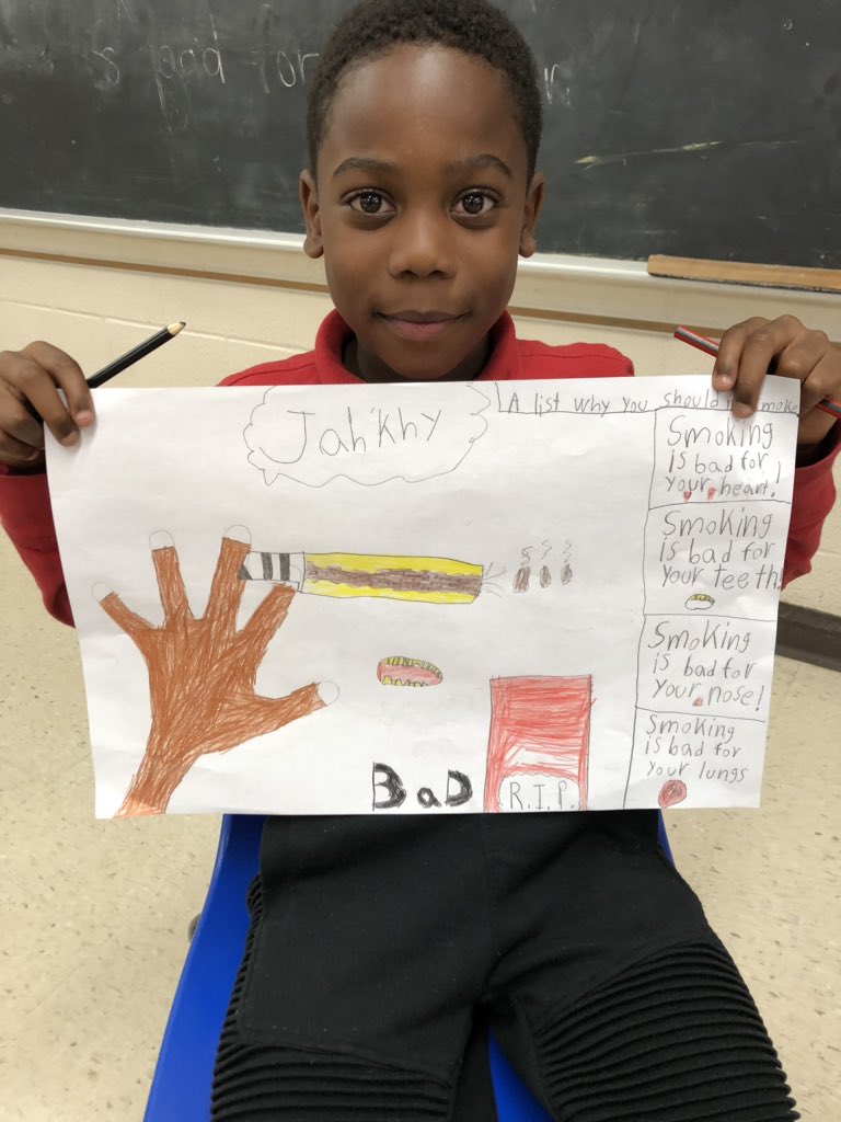 boyce_niki's tweet photo. Massey students making smoking awareness posters! #Health          #👎🏻smoking #media https://t.co/Wb9khWeDS6