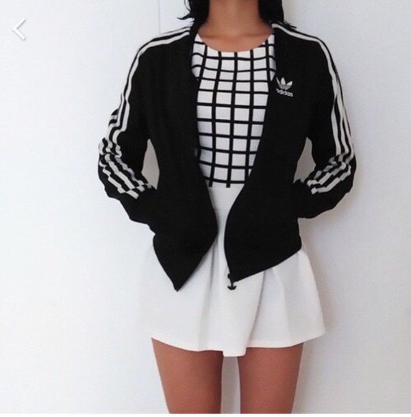 weekly•post tweet media