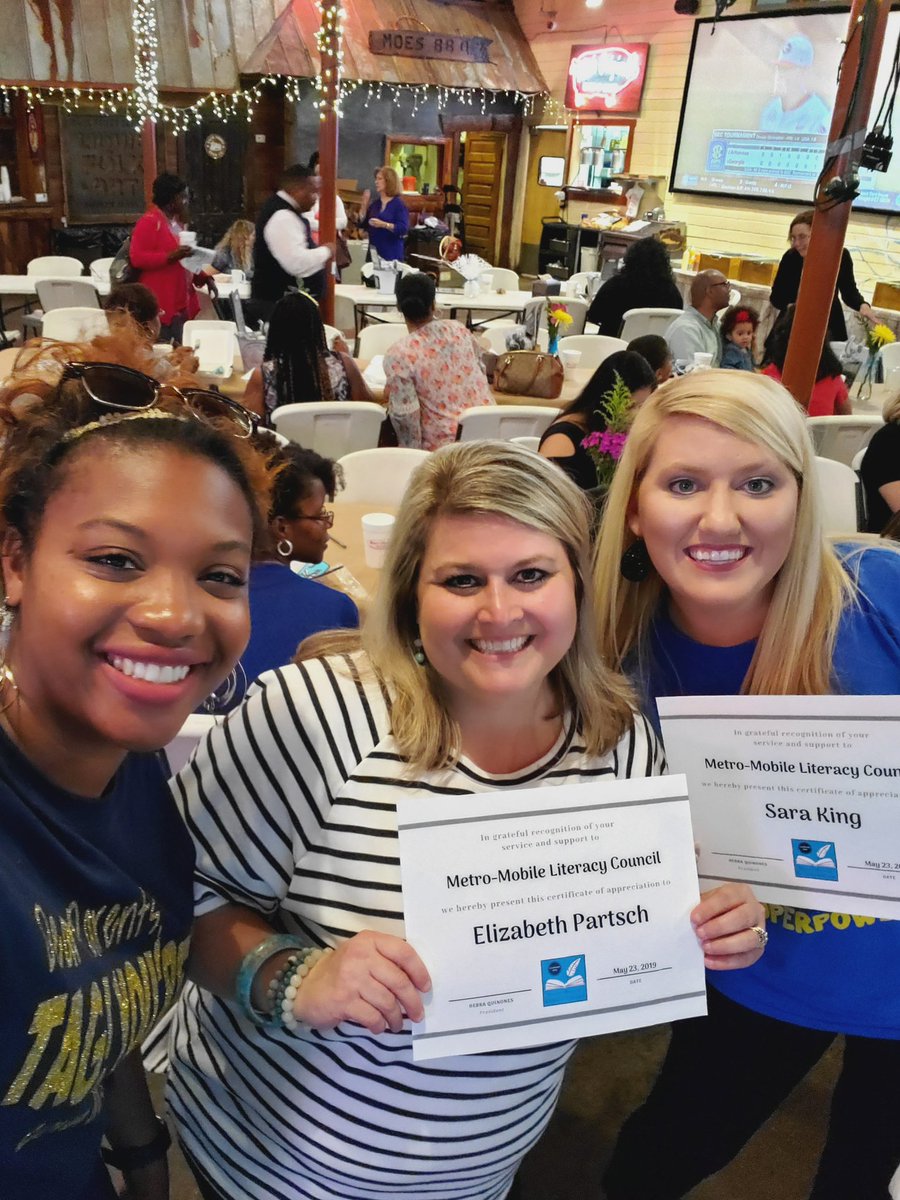 Honoring these special volunteers! <a href="/MetroMobileLit/">Metro-Mobile Literacy Council</a> @empowermcpss @PrincipalERD <a href="/DicksonTigers/">E.R. Dickson Tigers</a>