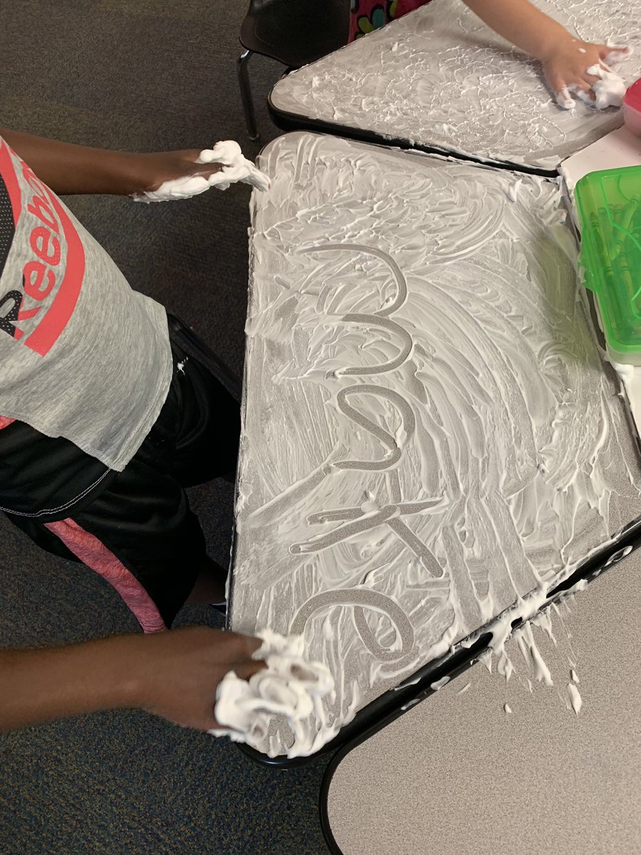 SMartinezNISD's tweet photo. Shaving cream and sight words...what a combo! #somuchfun #motivationtowork https://t.co/k6dJVY3f9h