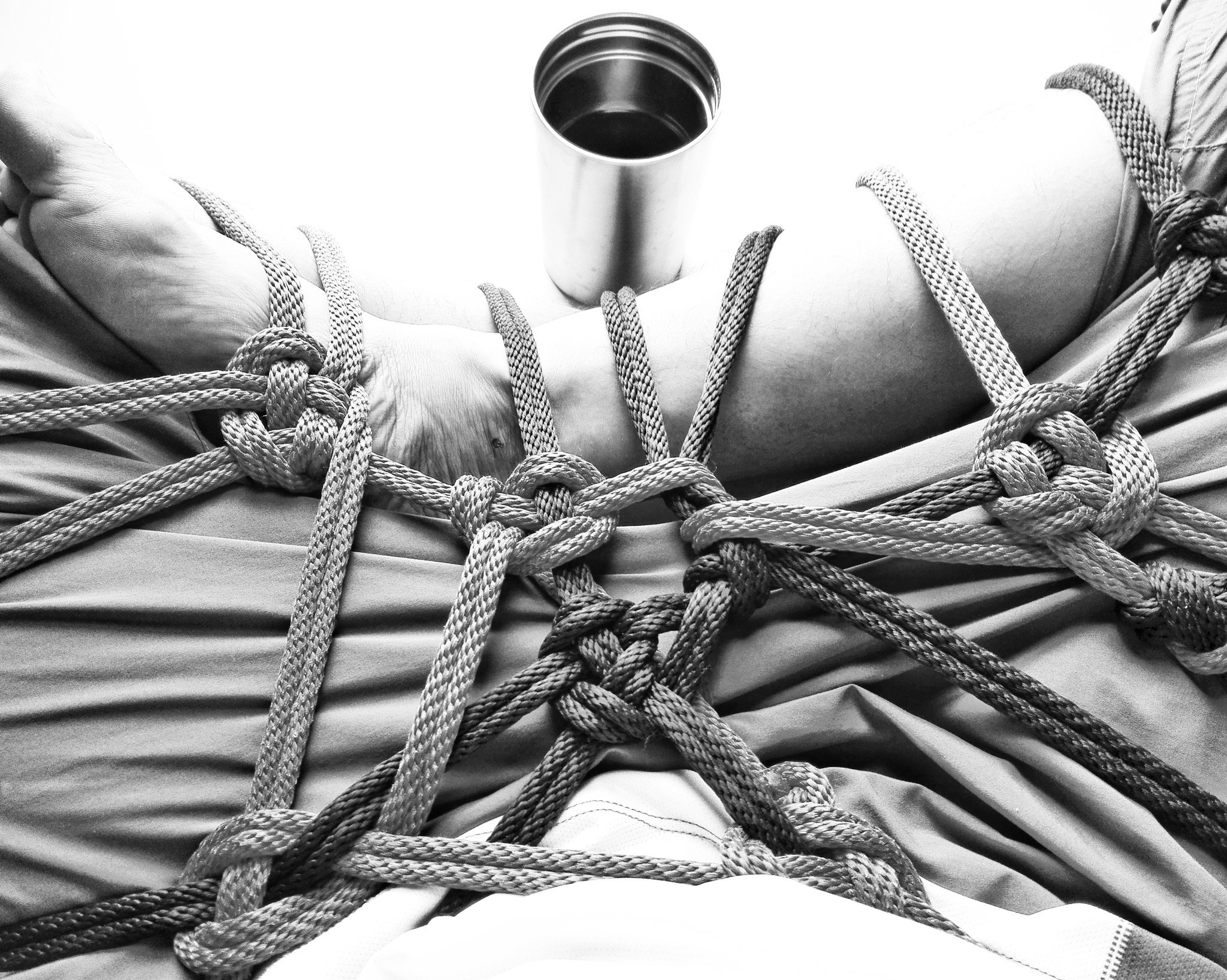 “Morning rope, long time no tie legs together #shibari #kinbaku #bondage #b...