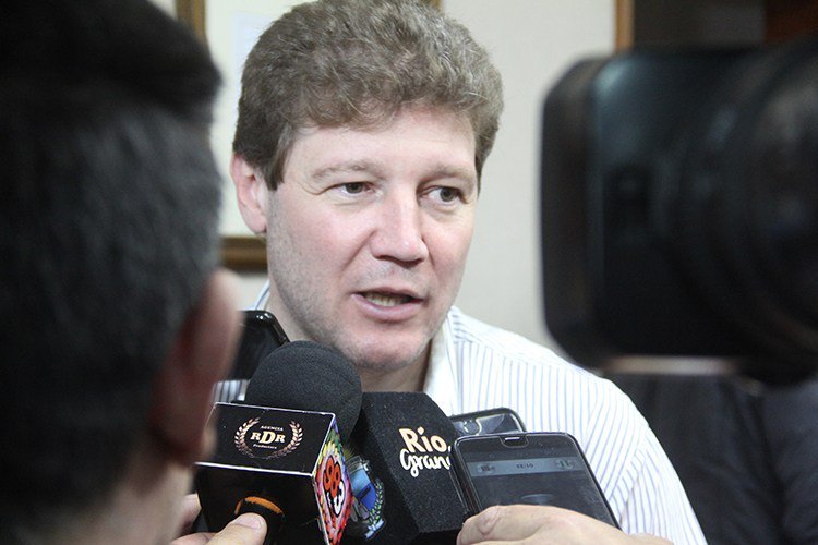 tdfaldia's tweet photo. Ahora denuncian al intendente de Río Grande por cartelización de la obra pública https://t.co/BnzLDagAbc https://t.co/AhpceIzJMN