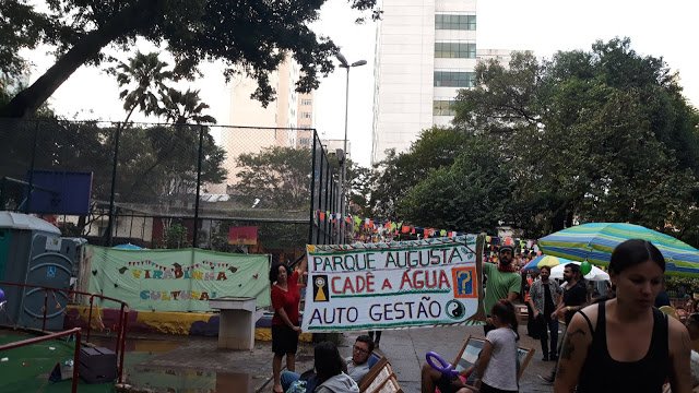 Grupodobemestar's tweet photo. SP se Mobiliza em Defesa do Parque Augusta sem Prédios com Auto Gestão e Energia Solar na Virada Cultural 2019.https://t.co/0tQXLZ6dKM #ParqueAugustaJá #ParqueAugustaVive #ParqueAugustaResiste #ParqueAugustaComAutoGestão #ParquesUrbanos #ParquesdeSP #ParquesSP #Parques #Árvores https://t.co/JXWaEdM8hx
