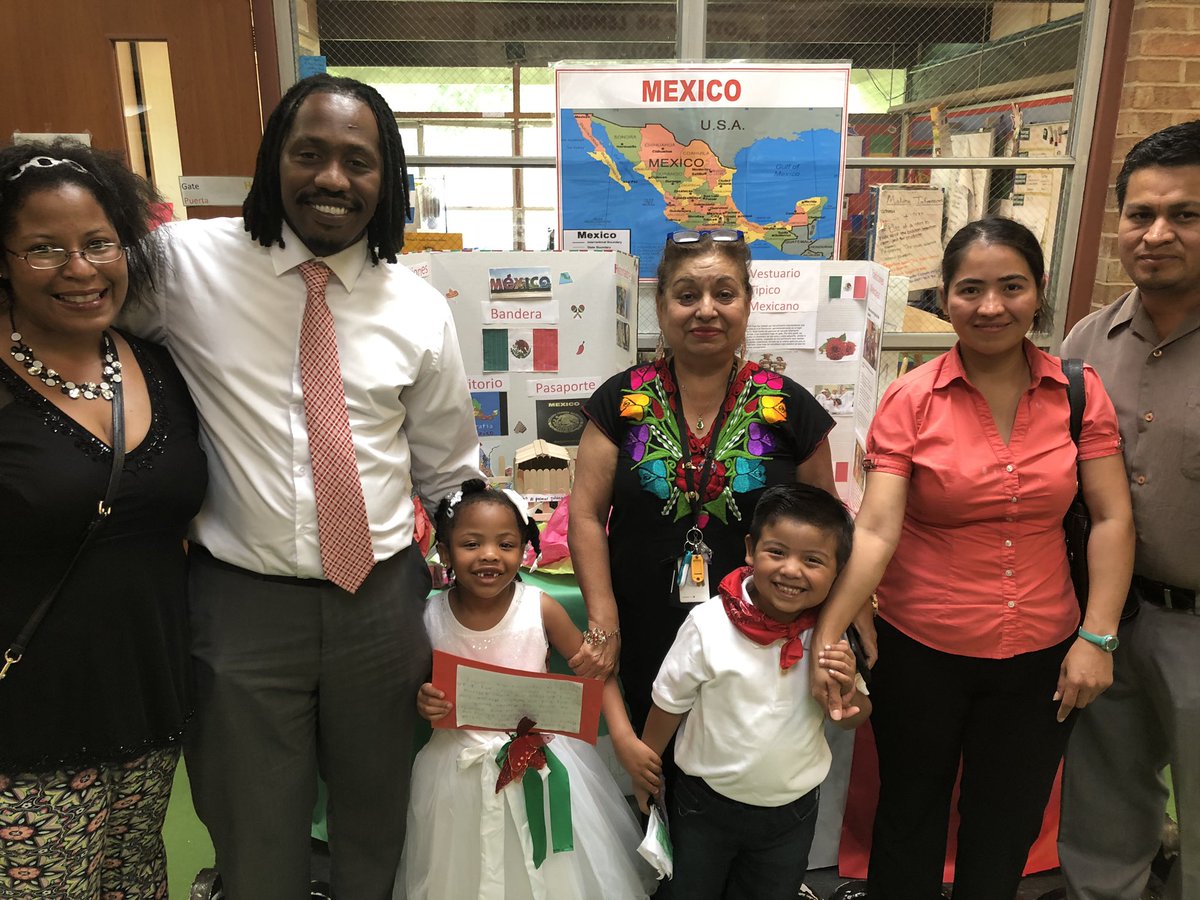 India, Mexico , Jamaica and even a continent ...Africa . We had a full house . Passports and boarding passes were ready . @HISDMultiPrgms <a href="/Education_ID/">Isaac Daniels</a> <a href="/kamiro80/">Camilo Fernandez</a>