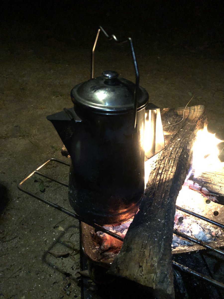 焚き火で料理！
近頃このパターンが多くなってるょ！