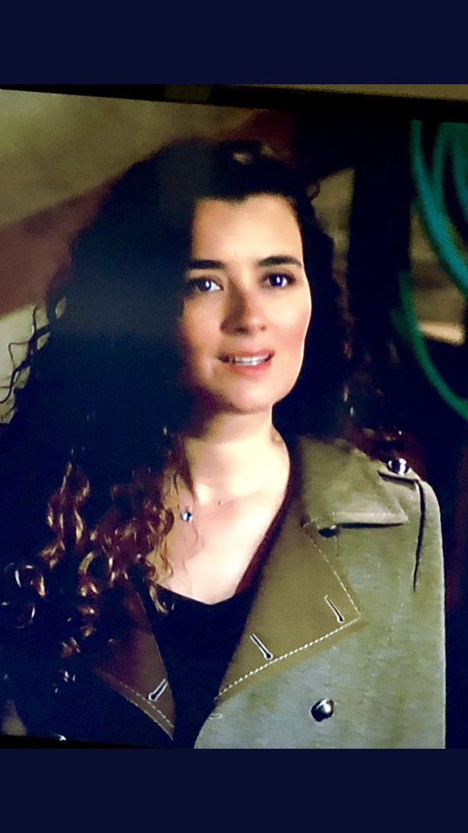 anna0364's tweet photo. @USA_Network to celebrate the return of #ZivaDavid  on #NCIS, how about a #Ziva marathon?! https://t.co/0u125ddePL