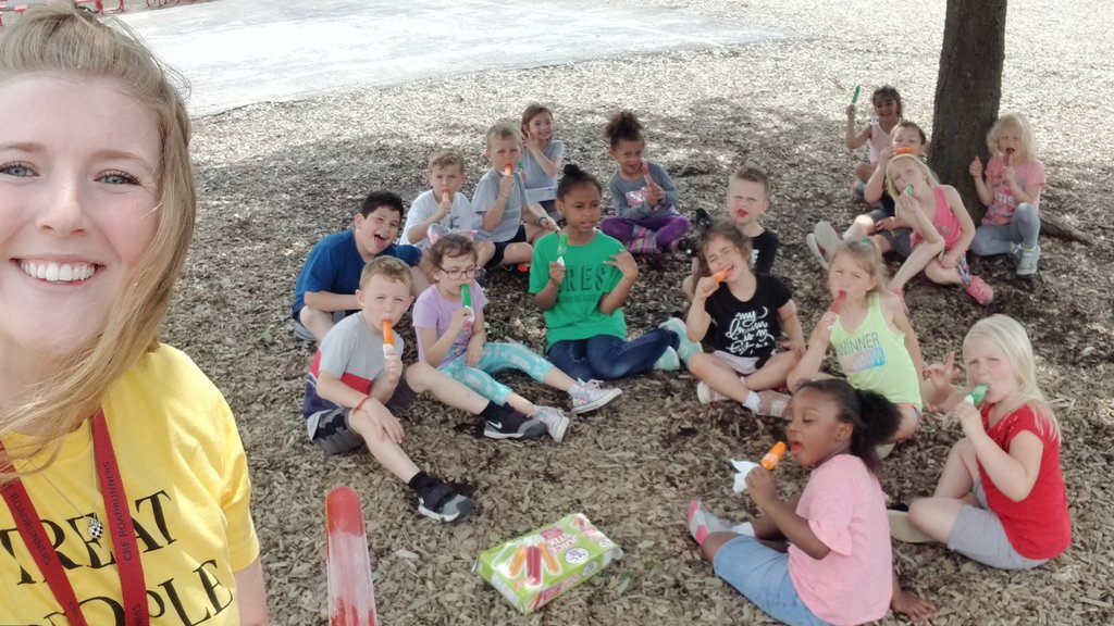 "If you never did, you should. These things are fun and fun is good." -Dr. Seuss 💙

Kindergarten Fun Day was definitely FUN! 😄