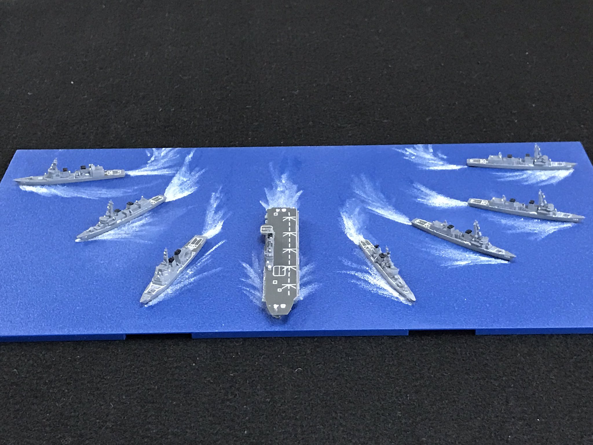 تويتر フジミ模型 公式 على تويتر エアフォースワン 撮影しにいきたい 警備車列 撮りに行きたい 護衛艦かが 撮りたいなあ 模型で我慢しておくか 1 3000集める軍艦シリーズ 第4護衛隊群 T Co Fvjcmmrjk0