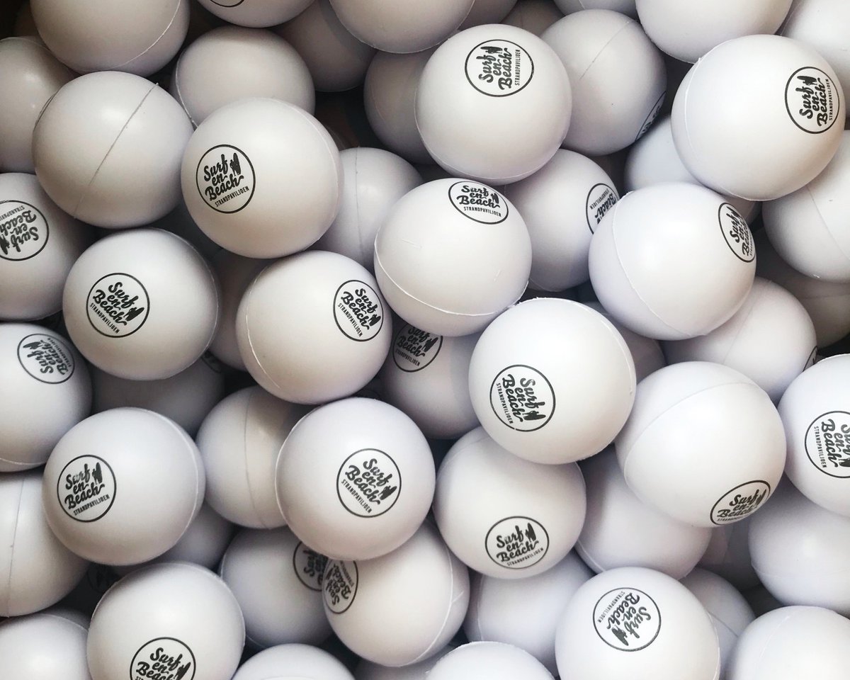 SurfenBeach's tweet image. De examens zijn afgelopen! Nu begint de tijd van afwachten en voor de stress die dat met zich meebrengt krijg je bij Surf en Beach na het afrekenen een stressbal. Kom jij stress minderen bij ons?