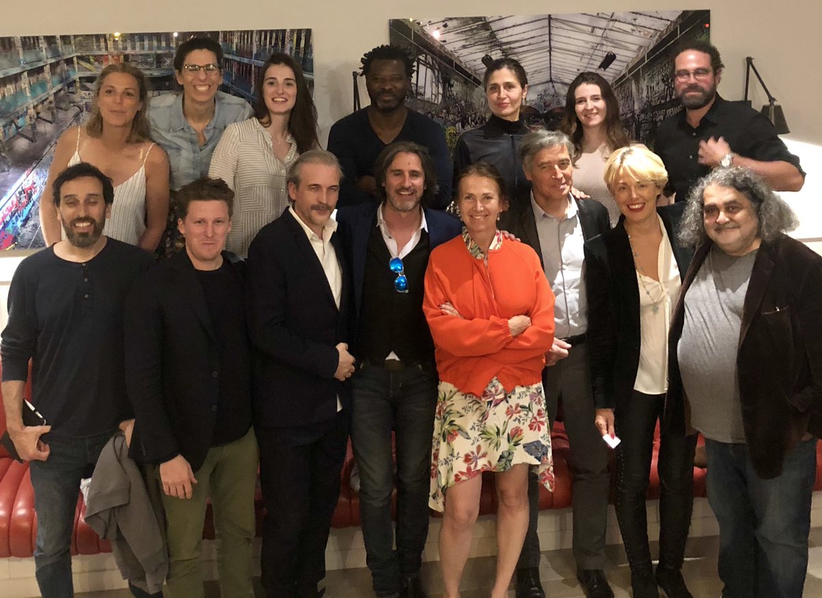 Mais quel Jury! 😻
MERCI à tous! <a href="/Chatonsdor/">Les Chatons d'Or</a> #creativeworldinprogress 
W/ <a href="/Paloma_BSaliege/">PalomaBidaultSaliège</a> <a href="/LaurentAllias/">Laurent Allias</a> <a href="/delbosc/">antoine dubois</a> <a href="/mlsauty/">sauty de chalon</a> <a href="/IsaKurata/">Isa Kurata</a> <a href="/hervebrossard/">herve brossard</a> <a href="/edpacreau/">edouard pacreau</a> @rostOfficiel <a href="/Brunoaveillan/">Bruno Aveillan</a> <a href="/PierreBerville/">Pierre berville</a> <a href="/VanessaVVKS/">Vanessa VVK Sebban</a> <a href="/bertilletoledan/">Bertille Toledano</a> @vanessvvk  <a href="/valeriedecamp/">Valerie Decamp</a> @sunglasses_fr 😎