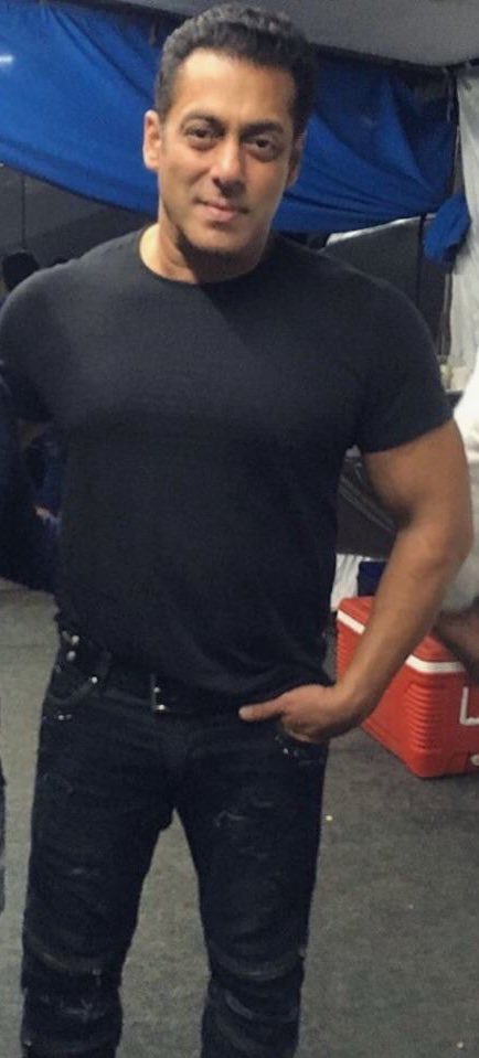 SabinaLamba's tweet image. Swachch Bharat Fit Bharat 😊❤😍
#SlowMotionChallenge 
#Bharat
#BharatOn5thJune