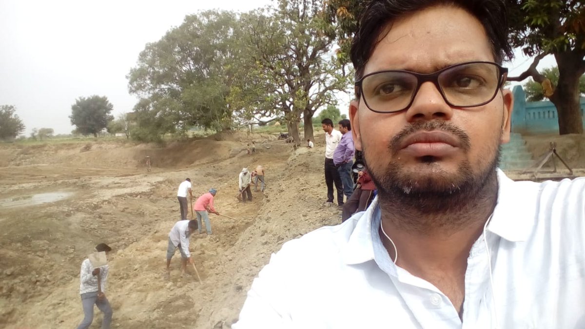 prabhatmisra's tweet image. District #Firozabad is taking #ClimateAction to #StopClimateCrisis by #PondRenovation,#plantationpit for #plantation in #Monsoon,#DestituteCattleShelterHouse for cattles, improved #DrainageSystem&amp;amp; #WaterConservation.#FridaysForFuture #GlobalStrikeForFuture
theguardian.com/commentisfree/…