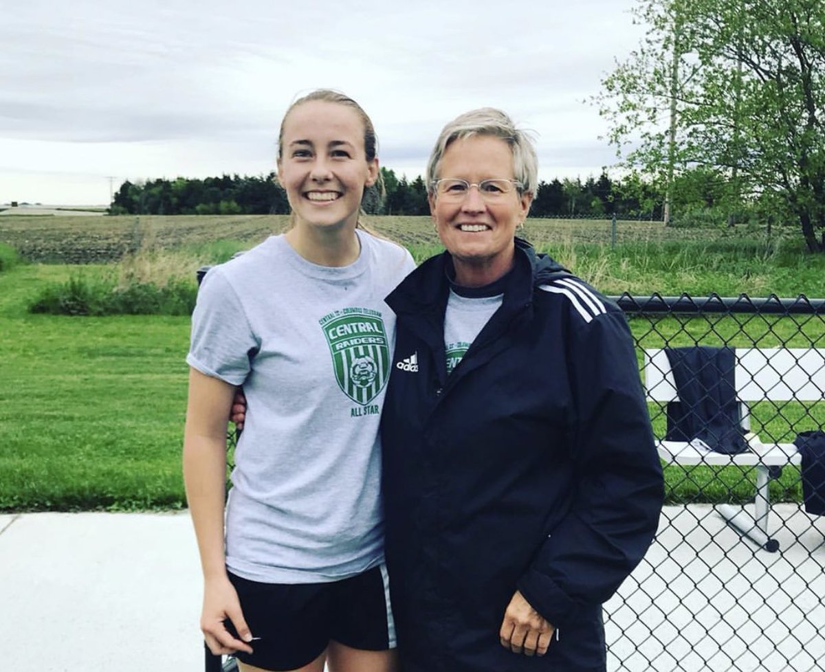 KHSLCatsSoccer's tweet photo. Well look at these two cuties ⚽️💙 Congratulations to Hannah on the win in the CCC allstar game, and look who was able to coach her one last time alongside her daughter @MicaylaKDunn 💙⚽️ #coachAnderson #CCCAllStarGame #soccerfamily https://t.co/yZZJvJiFX4