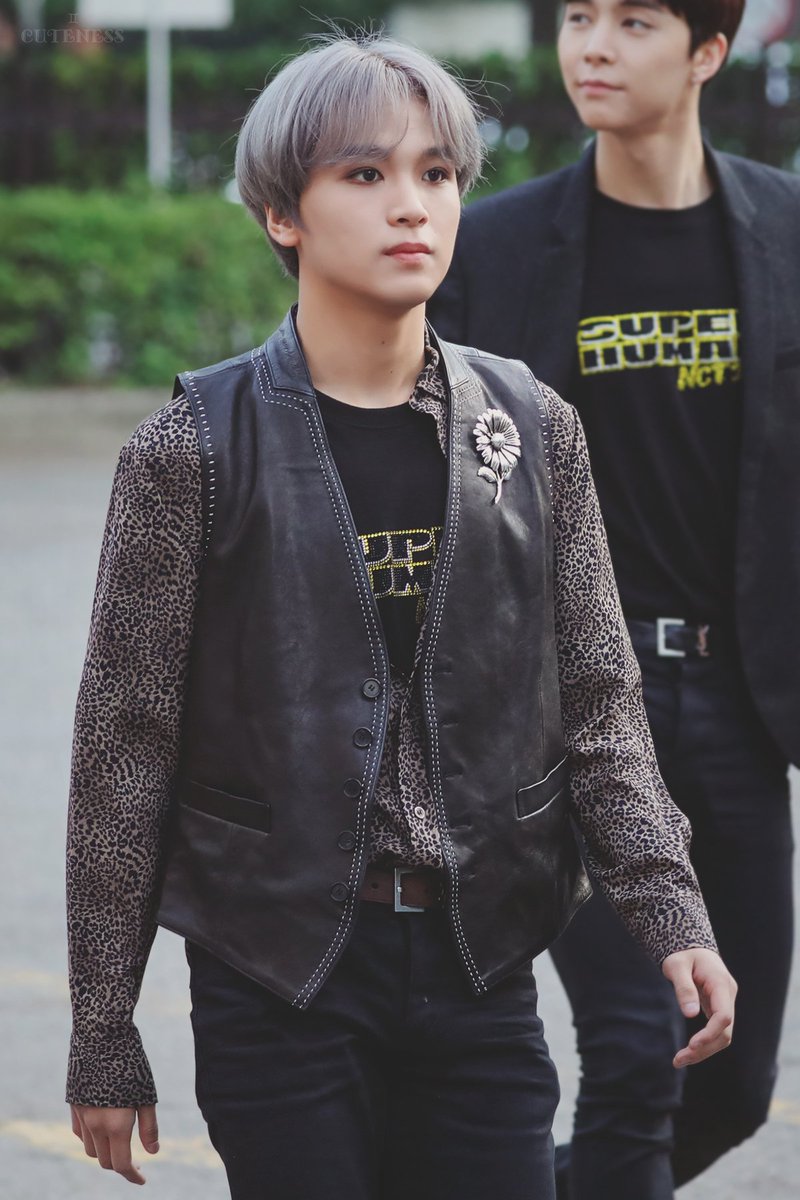 cuteness0606's tweet photo. #NCT #HAECHAN #해찬
190524 뮤직뱅크 출근
https://t.co/PgeBlcbnJb
https://t.co/PfX9PKJX7J
https://t.co/gx6x8tGBHU
https://t.co/P3fPjOWxUh https://t.co/rbwqd53u7N